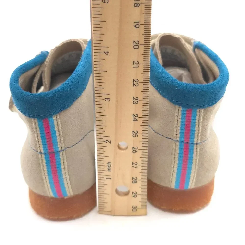 Clarks kids wallabee